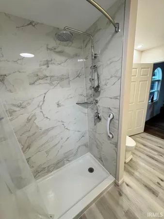 $535,000 | 15752 West 400 North, Medaryville, IN 47957