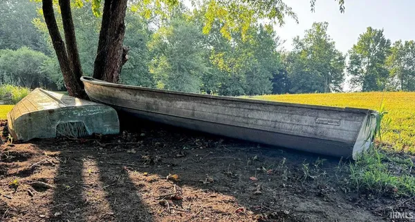 $535,000 | 15752 West 400 North, Medaryville, IN 47957