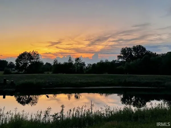 $535,000 | 15752 West 400 North, Medaryville, IN 47957