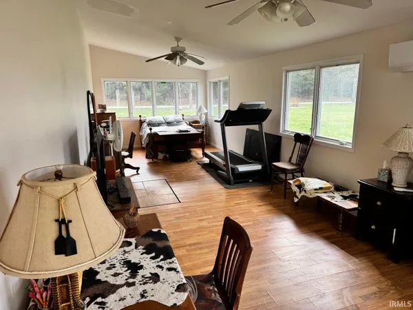 $535,000 | 15752 West 400 North, Medaryville, IN 47957