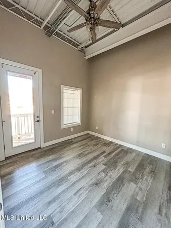 $1,600 | 902 Howard Avenue, Unit 7, Biloxi, MS 39530