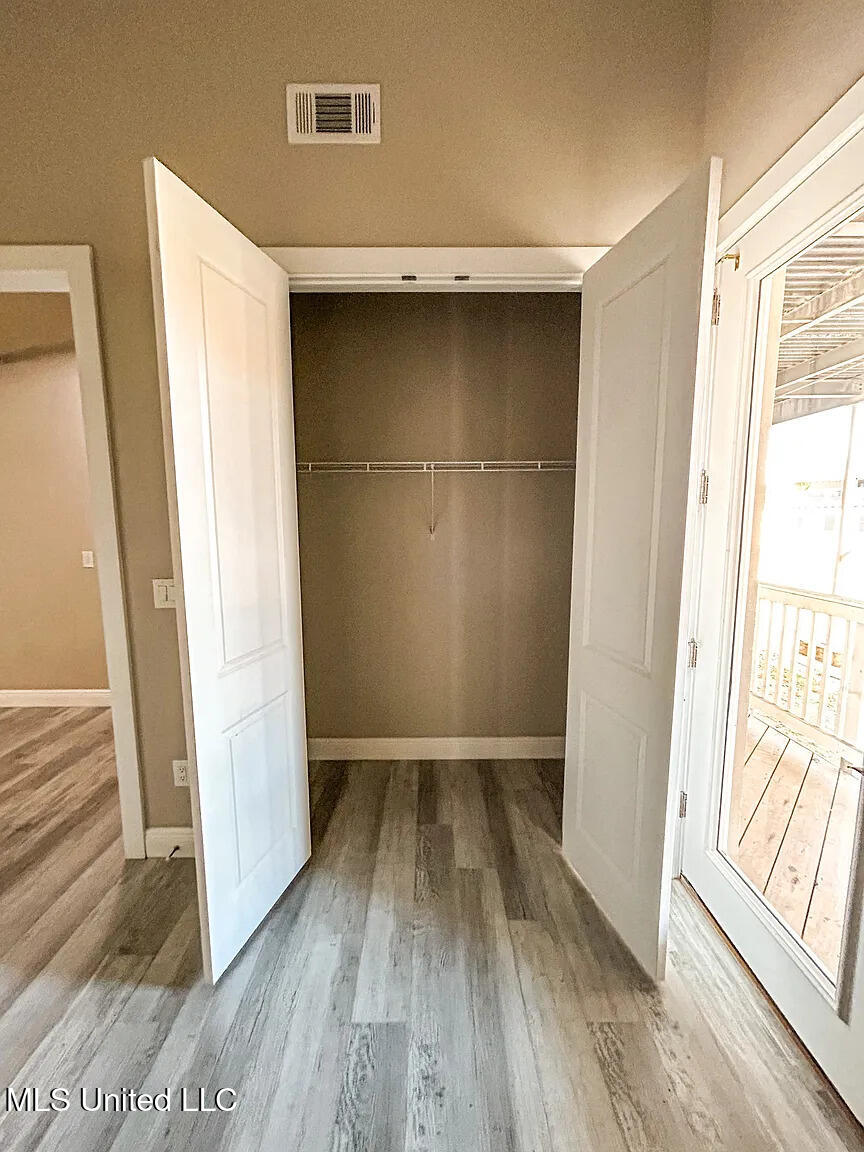 902 Howard Avenue, Unit 7 Biloxi, MS 39530 - Photo 12 of 18 12