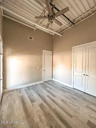 $1,600 | 902 Howard Avenue, Unit 7, Biloxi, MS 39530