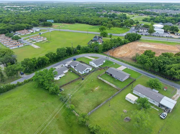 $1,199,000 | 1032 Greg Street, Unit 15, Azle, TX 76020