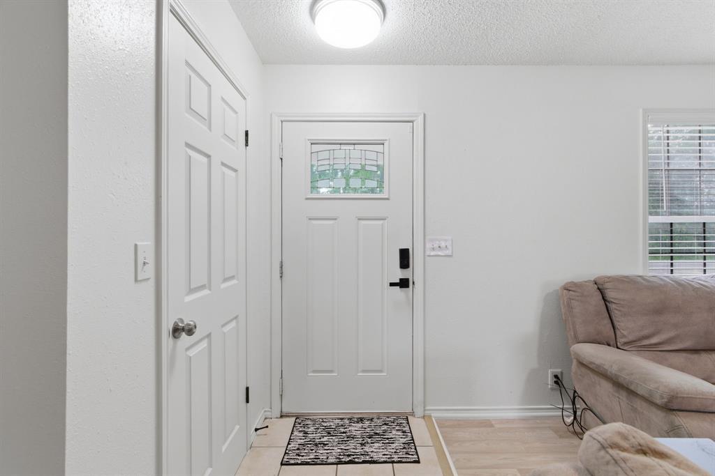 1032 Greg Street, Unit 15 Azle, TX 76020 - Photo 11 of 40 1020 Greg St