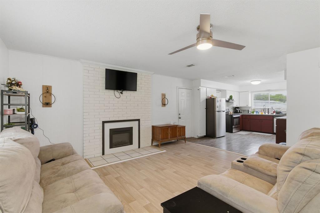 1032 Greg Street, Unit 15 Azle, TX 76020 - Photo 15 of 40 1020 Greg St