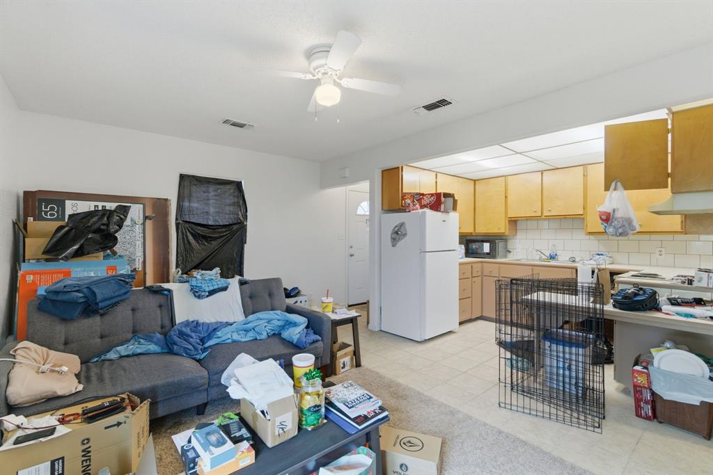 1032 Greg Street, Unit 15 Azle, TX 76020 - Photo 16 of 40 1022 Greg St