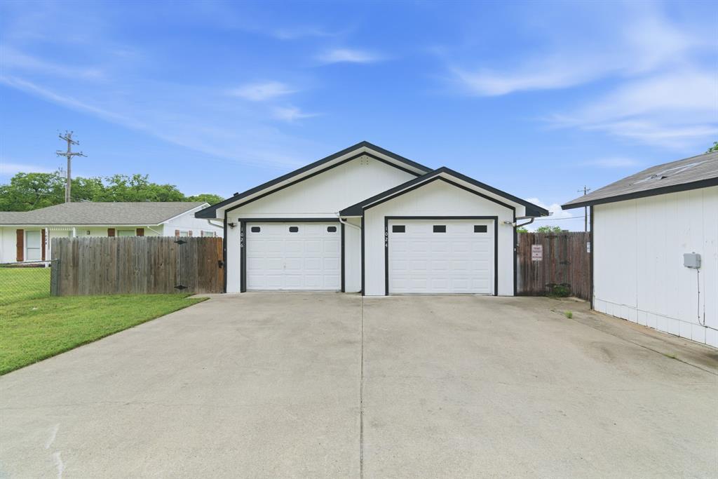 1032 Greg Street, Unit 15 Azle, TX 76020 - Photo 4 of 40 1022-1024 Greg St