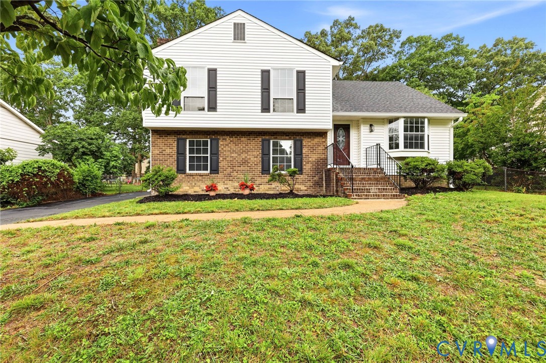 6033 Barrister Road Chesterfield, VA 23832 - Photo 3 of 40 Gallery Image 3