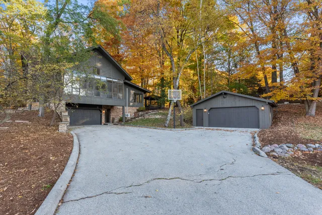 $725,000 | 1131 Zientek Lane, Sheboygan, WI 53081