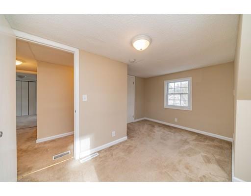 105 West Allen Ridge Road Springfield, MA 01118 - Photo 15 of 26 Gallery Image 15