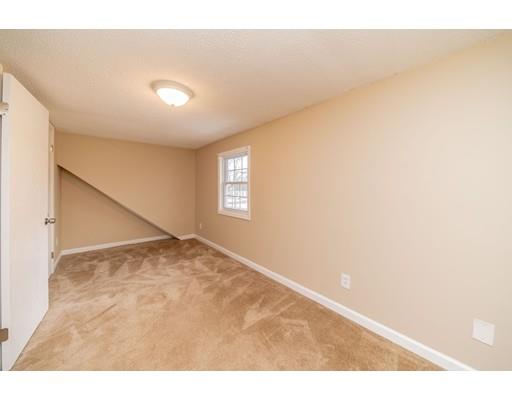105 West Allen Ridge Road Springfield, MA 01118 - Photo 17 of 26 Gallery Image 17