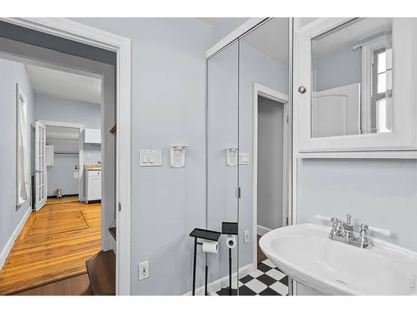 $290,000 | 515 10th Avenue, Greeley, CO 80631