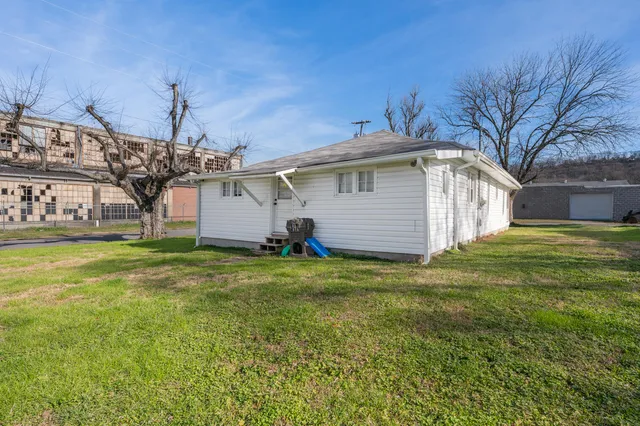 $199,999 | 703 Julian Street, Rossville, GA 30741