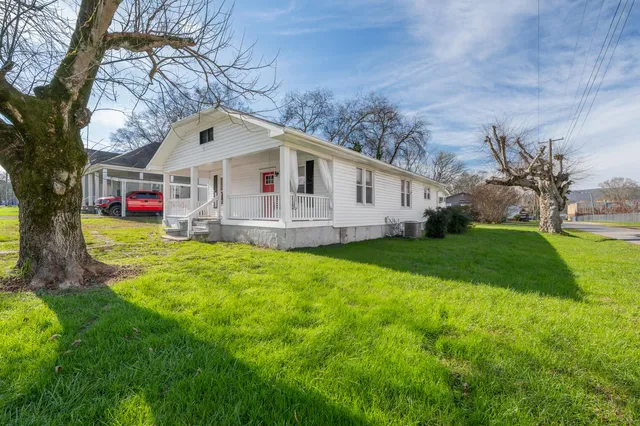 $199,999 | 703 Julian Street, Rossville, GA 30741