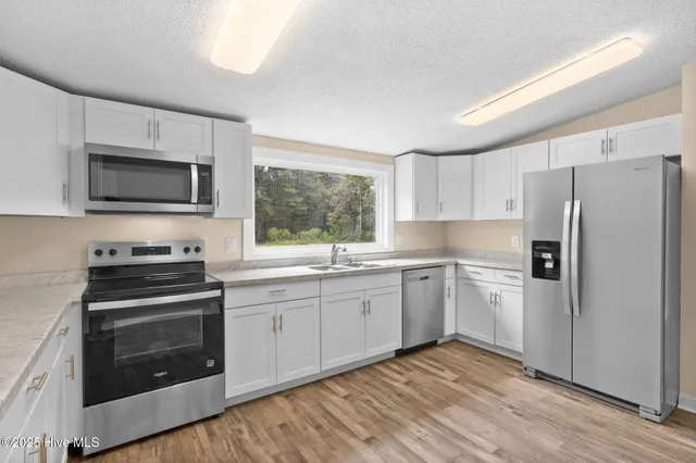 $214,900 | 137 Gores Drive, Clarendon, NC 28432