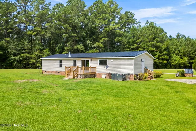 $214,900 | 137 Gores Drive, Clarendon, NC 28432