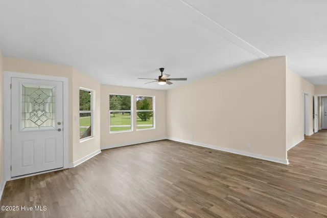 $214,900 | 137 Gores Drive, Clarendon, NC 28432