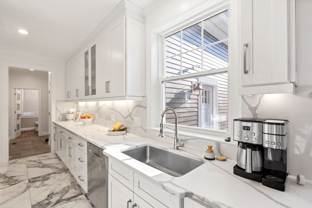 125 Union Street Natick, MA 01760 - Photo 10 of 42