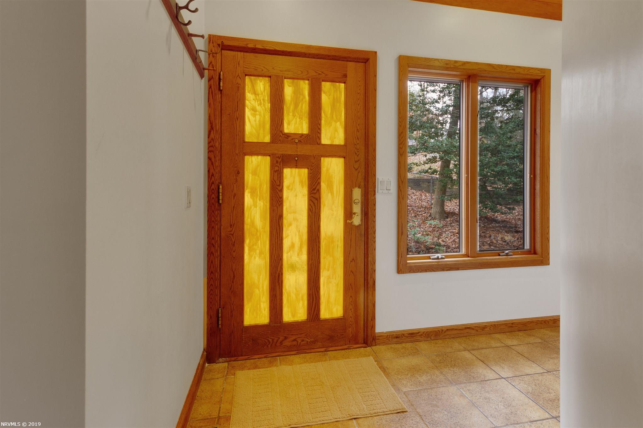 4649 Heavener Road Radford, VA 24141 - Photo 13 of 44 Gallery Image 13