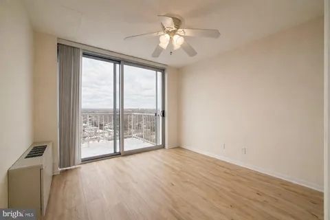 $1,700 | 301 North Beauregard Street, Unit 1707, Alexandria, VA 22312