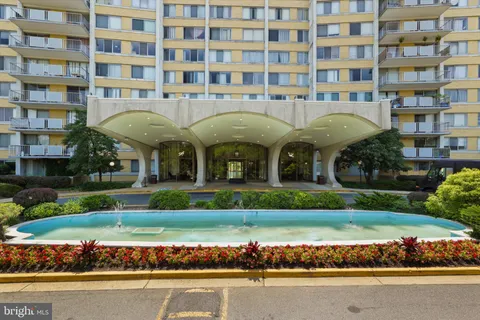 $1,700 | 301 North Beauregard Street, Unit 1707, Alexandria, VA 22312