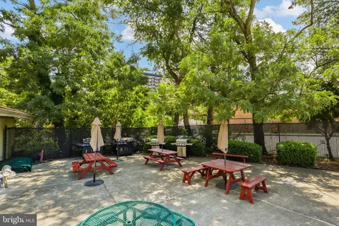 $1,700 | 301 North Beauregard Street, Unit 1707, Alexandria, VA 22312