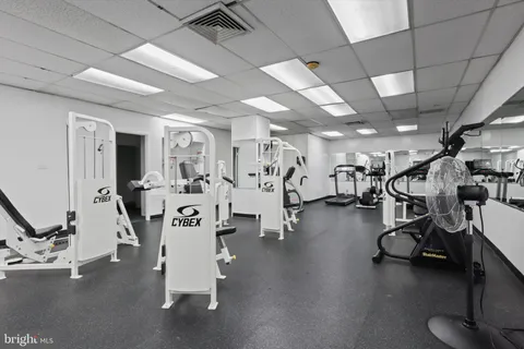 $1,700 | 301 North Beauregard Street, Unit 1707, Alexandria, VA 22312