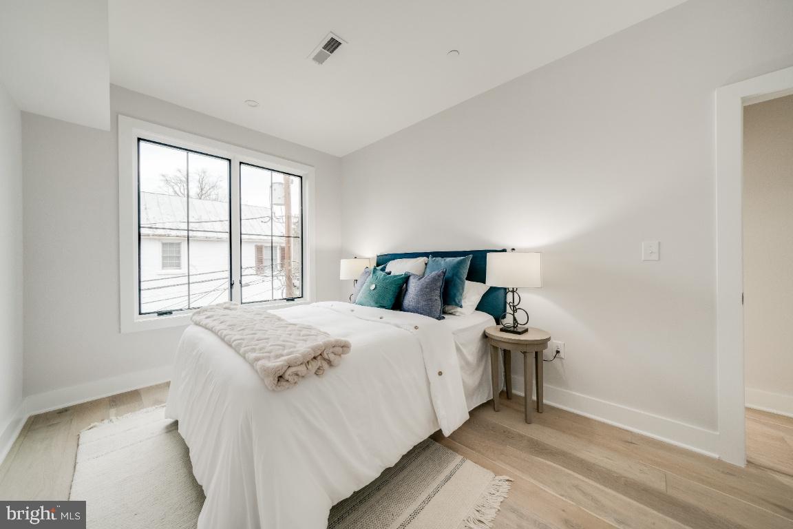 1720 37th Street Northwest Washington, DC 20007 - Photo 35 of 47 Level 3 - Bedroom 2