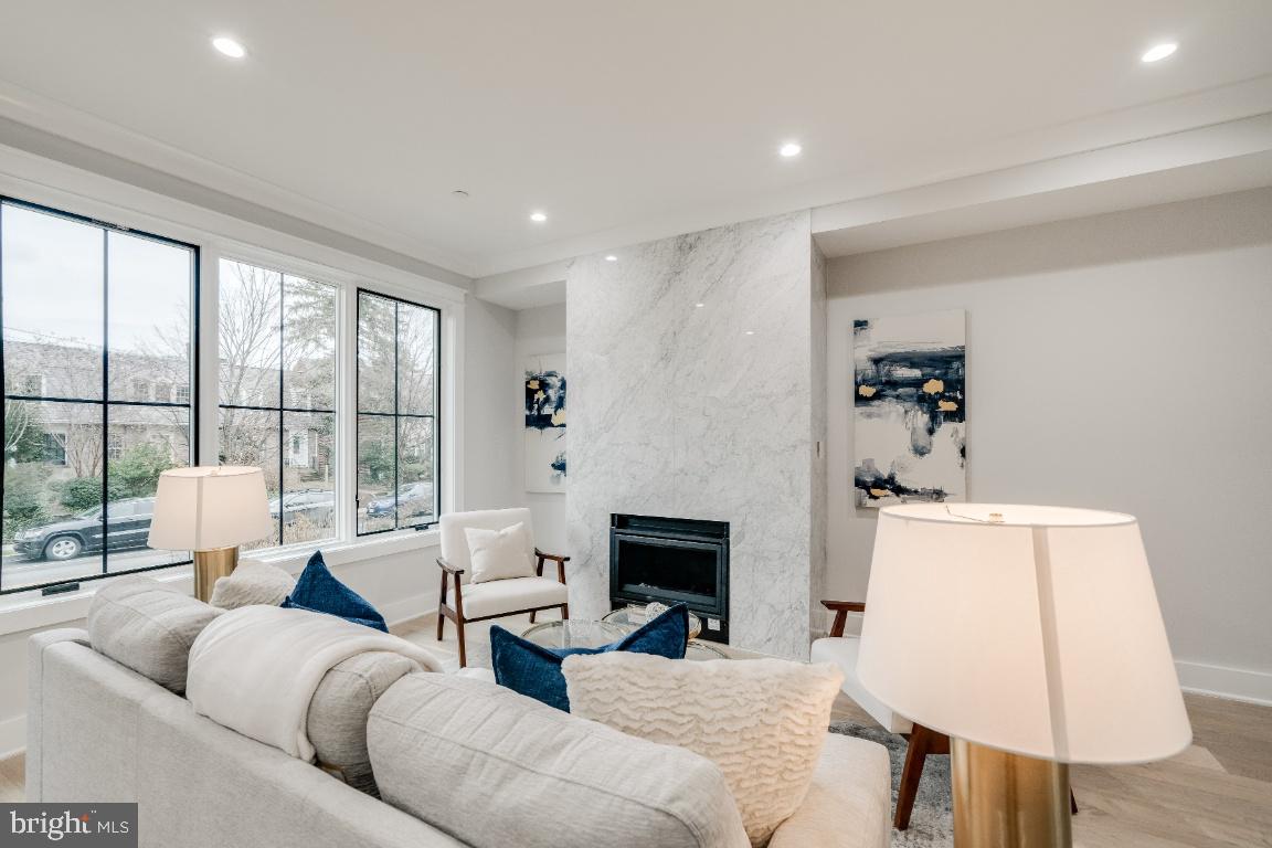 1720 37th Street Northwest Washington, DC 20007 - Photo 7 of 47