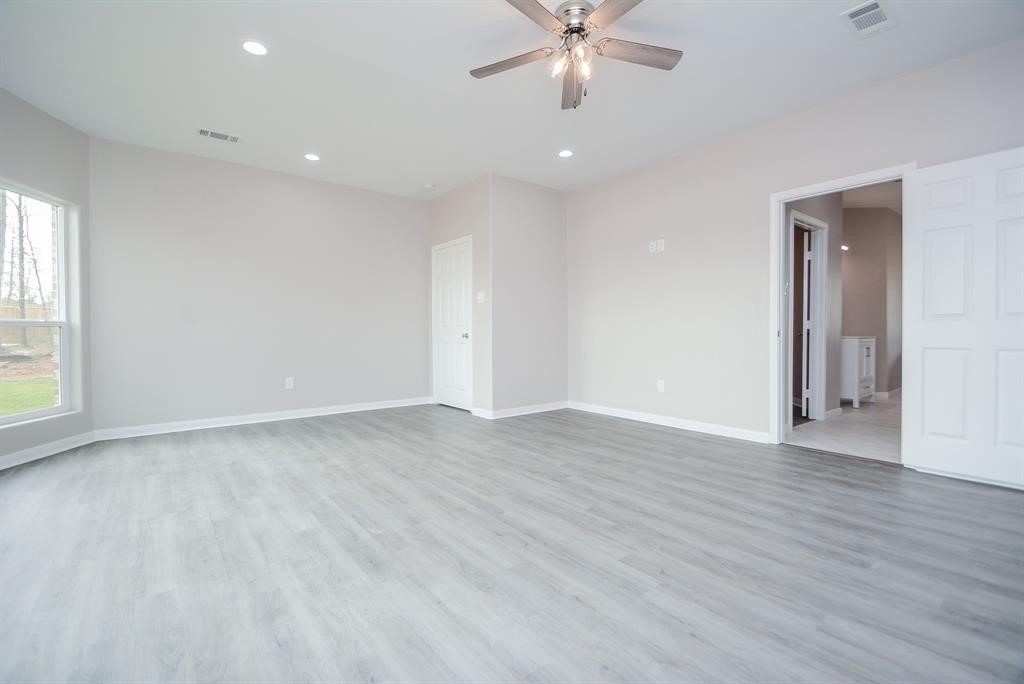 12328 North Chestnut Hills Road Conroe, TX 77303 - Photo 20 of 44 Gallery Image 20