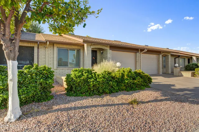 $263,000 | 520 South Greenfield Road, Unit 26, Mesa, AZ 85206
