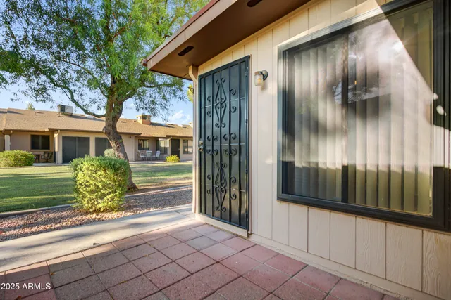 $263,000 | 520 South Greenfield Road, Unit 26, Mesa, AZ 85206