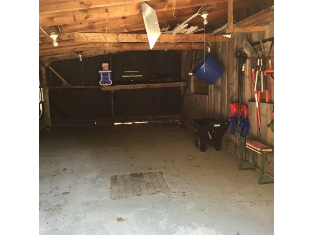 159 Rochester Road Northwood, NH 03261 - Photo 24 of 33