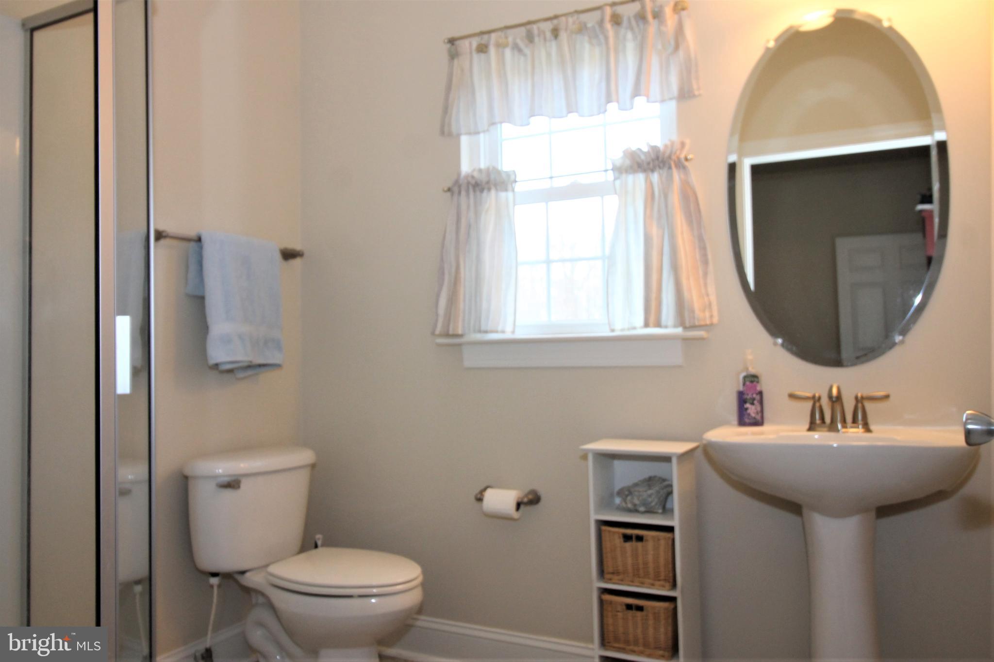 13544 Union Church Road Sumerduck, VA 22742 - Photo 16 of 36 Main level full bathroom off laundry