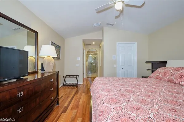 $2,800 | 5507 Southwest 14th Place, Cape Coral, FL 33914