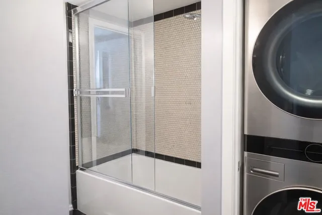 $999,999 | 4111 Sunset Boulevard, Unit 543, Los Angeles, CA 90029