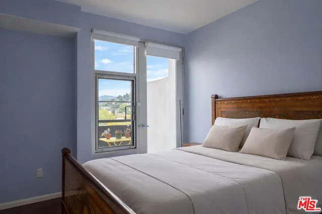 $999,999 | 4111 Sunset Boulevard, Unit 543, Los Angeles, CA 90029