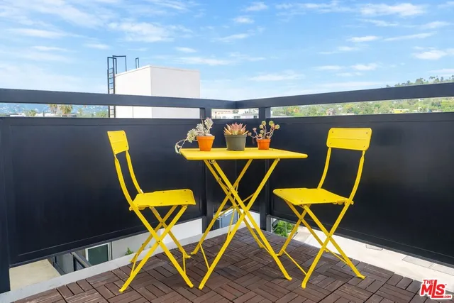 $999,999 | 4111 Sunset Boulevard, Unit 543, Los Angeles, CA 90029