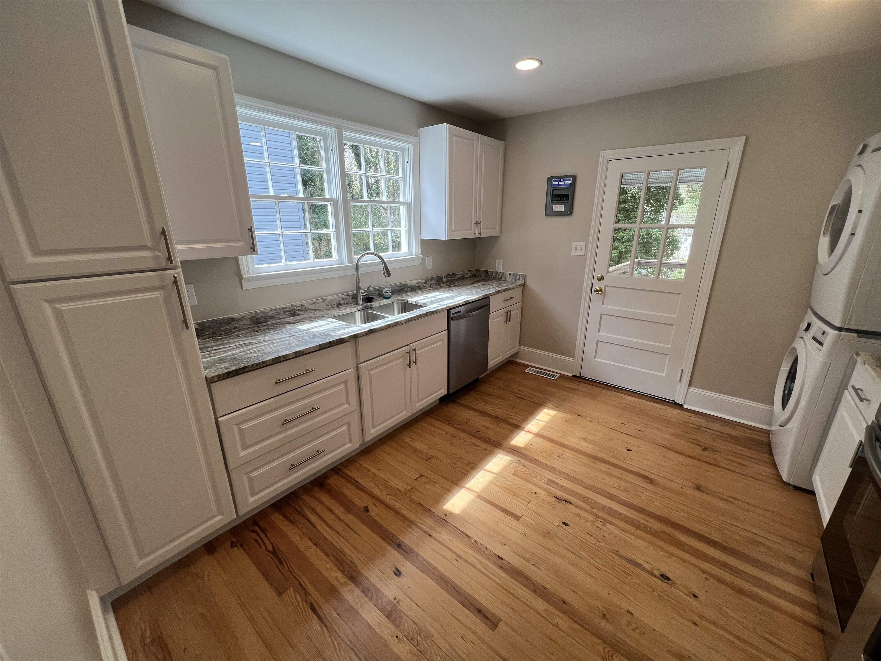 110 Rosemary Road Spartanburg, SC 29301 - Photo 10 of 29 Gallery Image 10