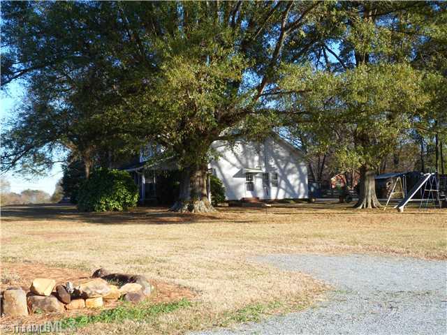 1386 Deadmon Road Mocksville, NC 27028 - Photo 9 of 16 Exterior Front.