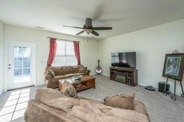 $324,500 | 254 Oglethorpe Circle, Moncks Corner, SC 29461