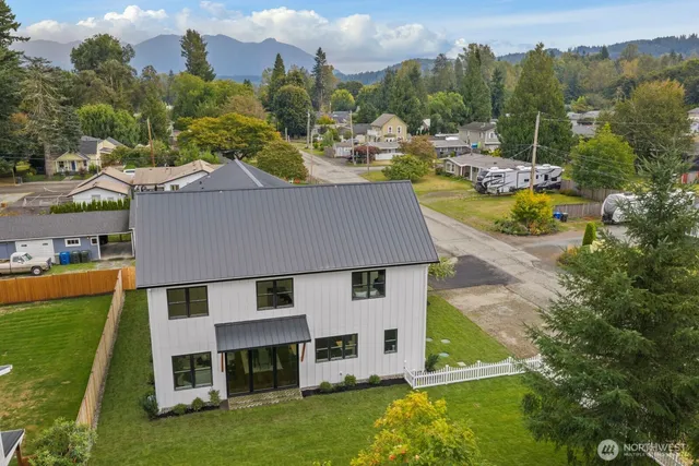 $2,149,000 | 33400 Southeast 44th Place, Fall City, WA 98024