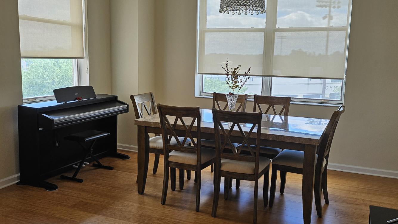 3801 Canterbury Road, Unit 409 Baltimore, MD 21218 - Photo 5 of 31 Bright and Inviting Dining Room