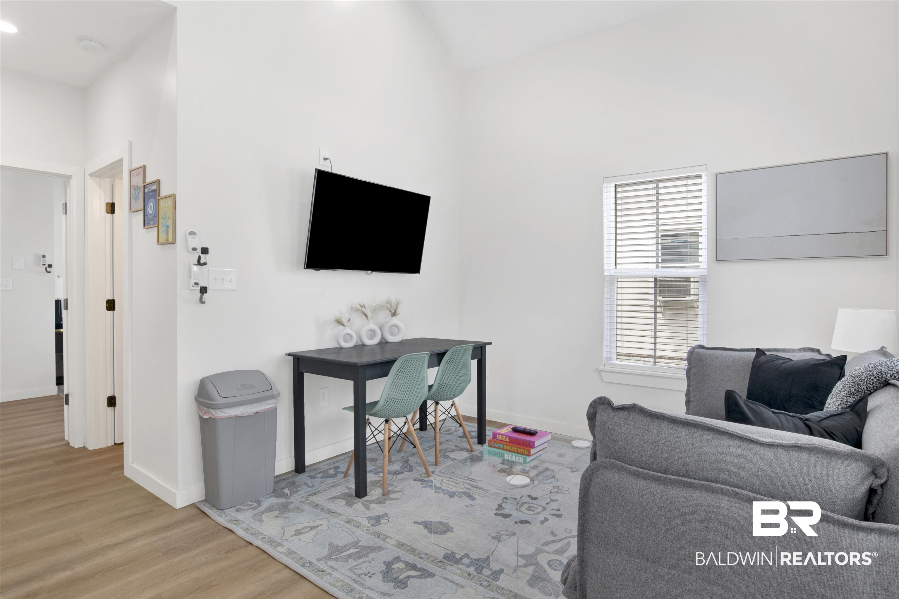 555 Congress Street Mobile, AL 36603 - Photo 7 of 27 Office featuring light wood-style floors and baseboards