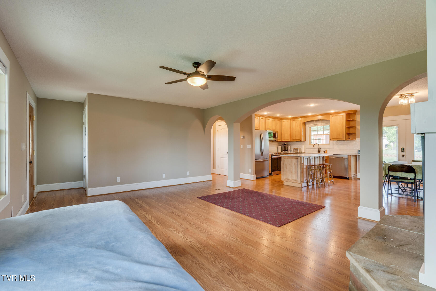 108 Willocks Road Johnson City, TN 37601 - Photo 13 of 53 009