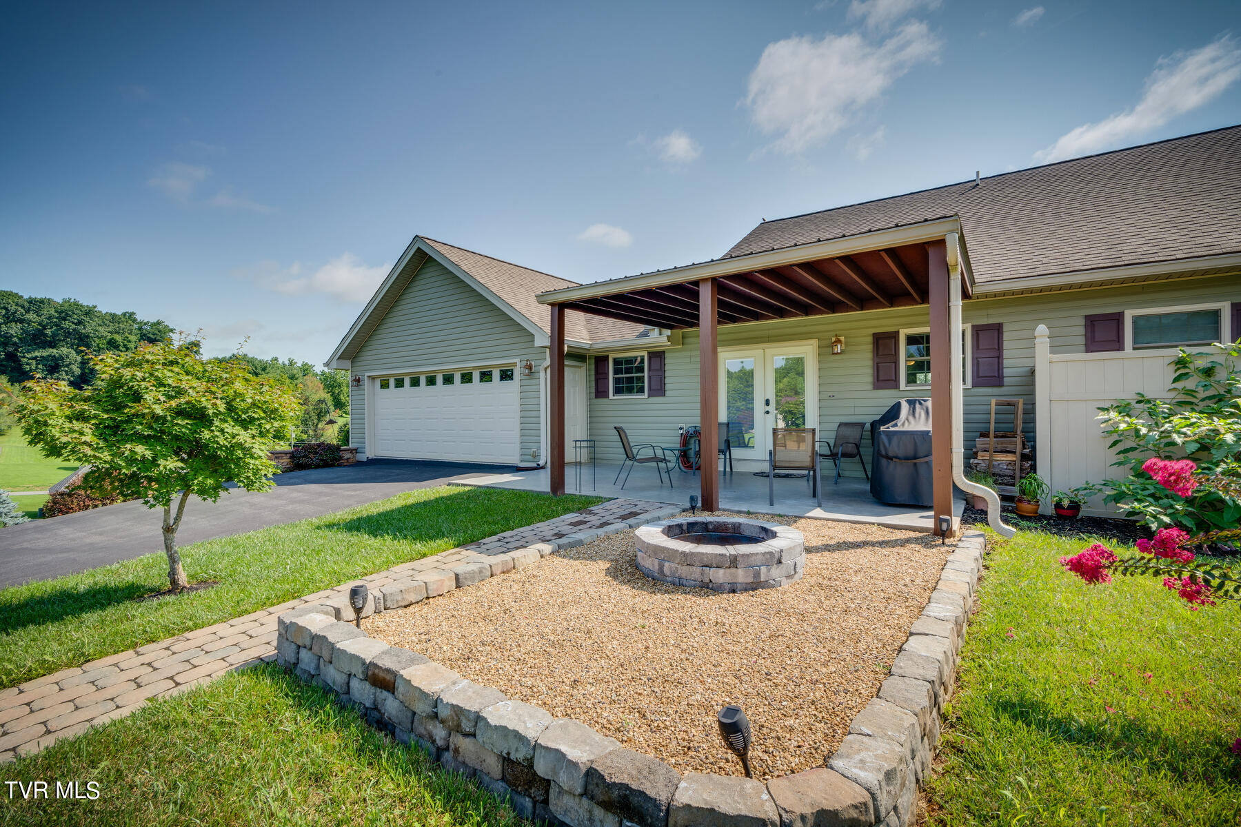 108 Willocks Road Johnson City, TN 37601 - Photo 42 of 53 044