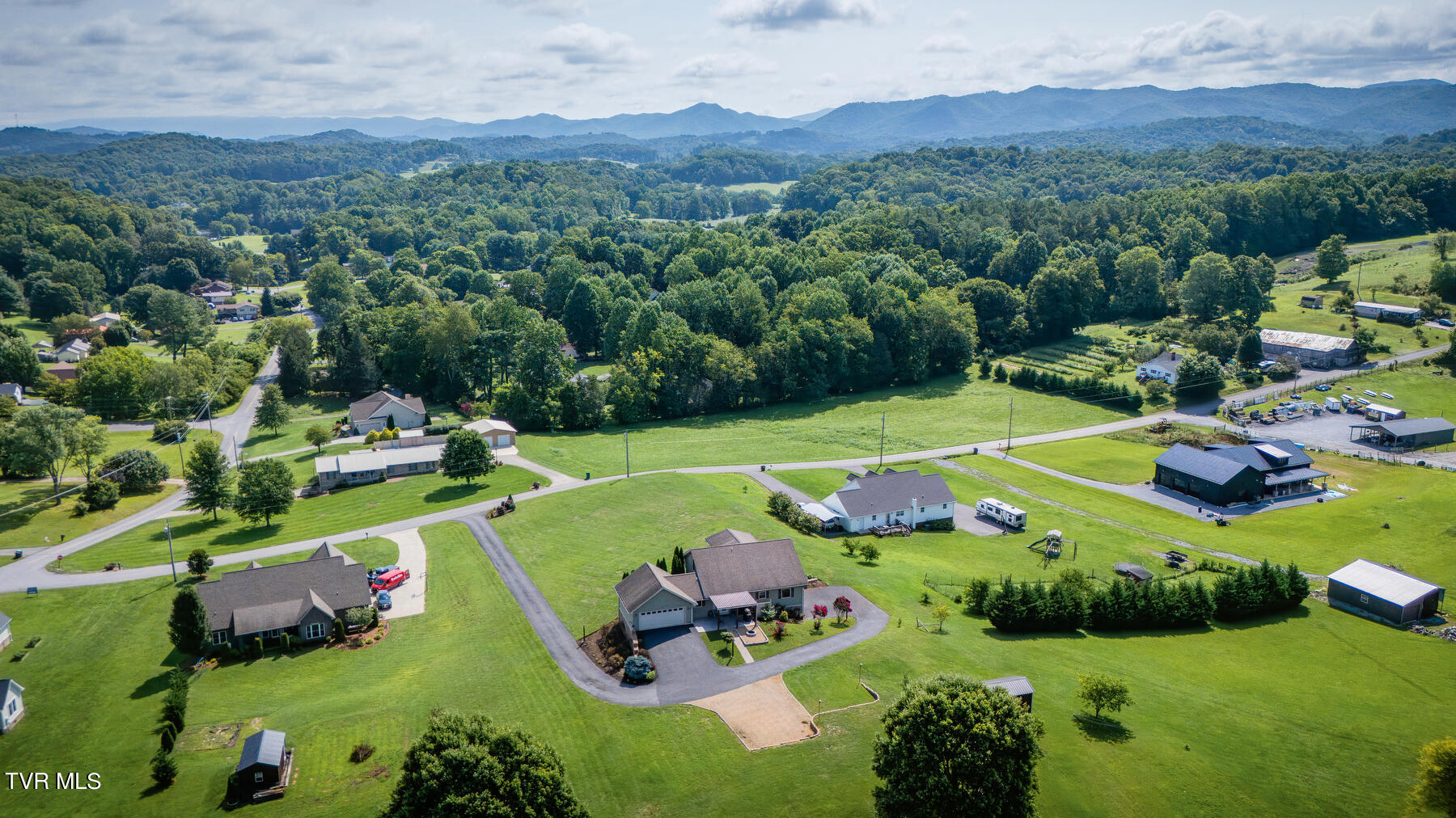 108 Willocks Road Johnson City, TN 37601 - Photo 49 of 53 107