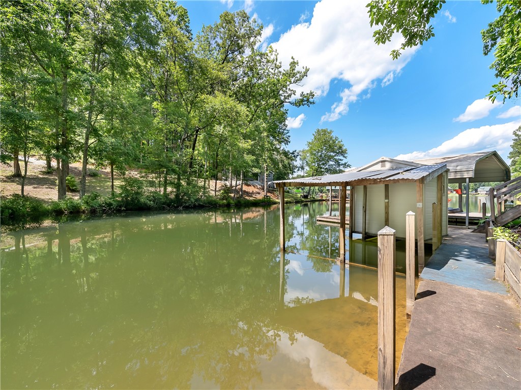 304 Whitewater Lake Road Tamassee, SC 29686 - Photo 36 of 36 additional dock space