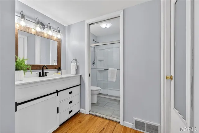 $425,000 | 1254 Bonheur Drive, St. Louis, MO 63146